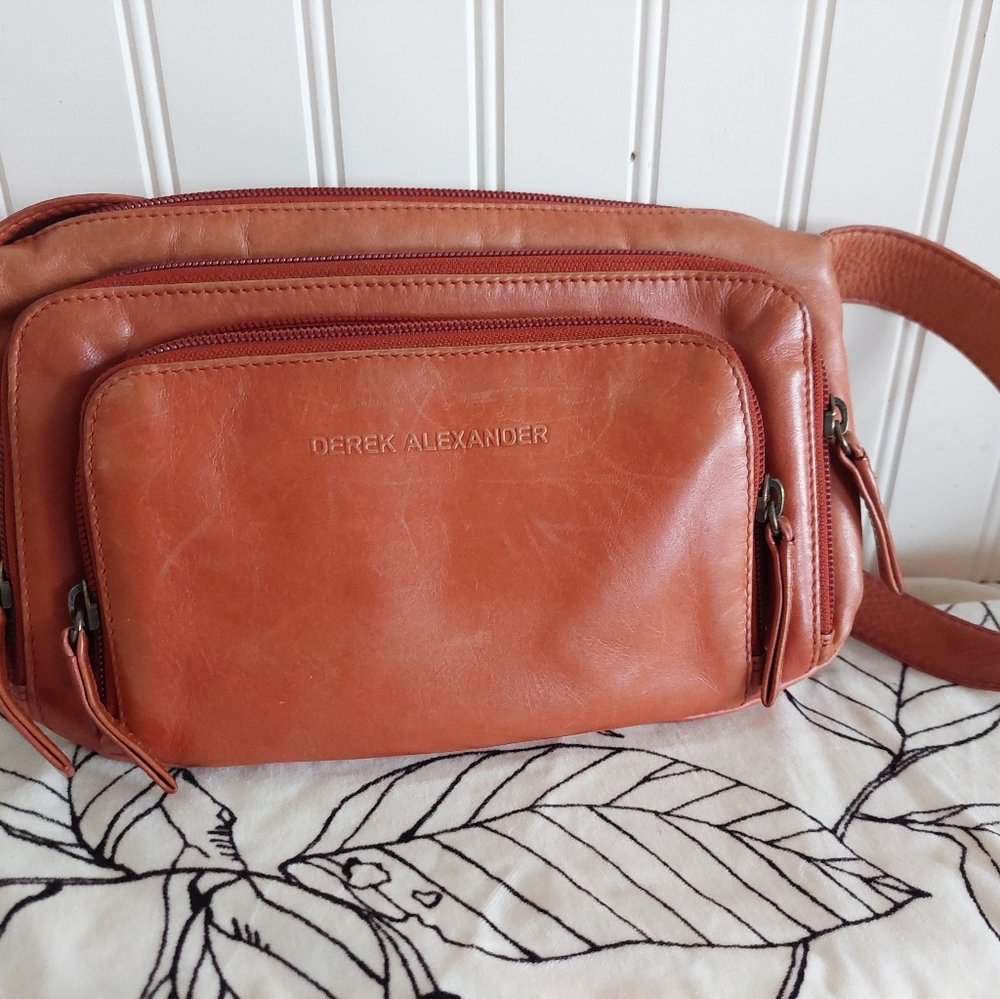 Beautiful leather Derek Alexander Brown leather small shoulder bag